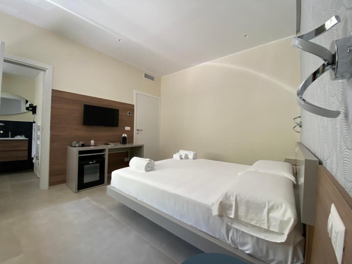 Levante Apartment And Room Bari Exteriér fotografie